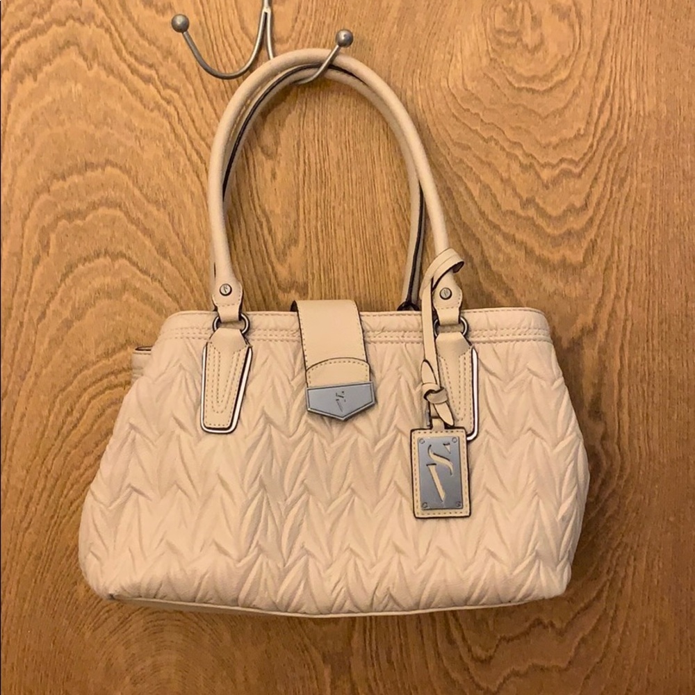 Simply Vera (Vera Wang) Purse.